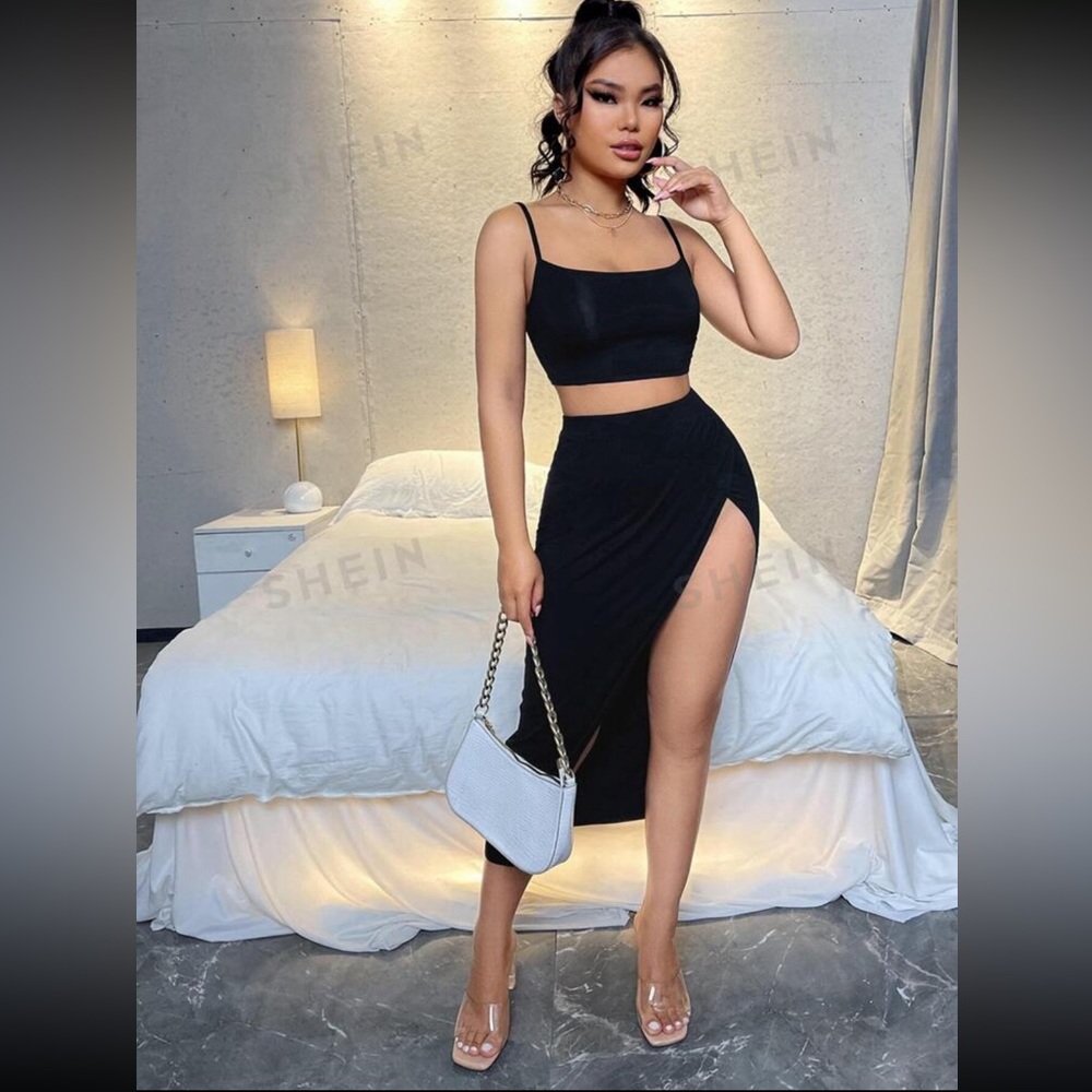 Crop top with skirt set